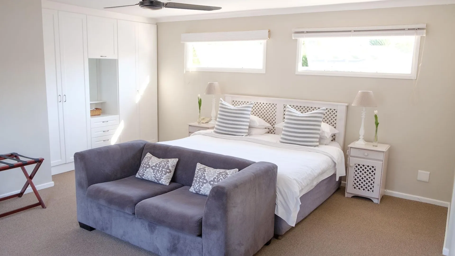Constantia White Lodge Guest House Cape Town