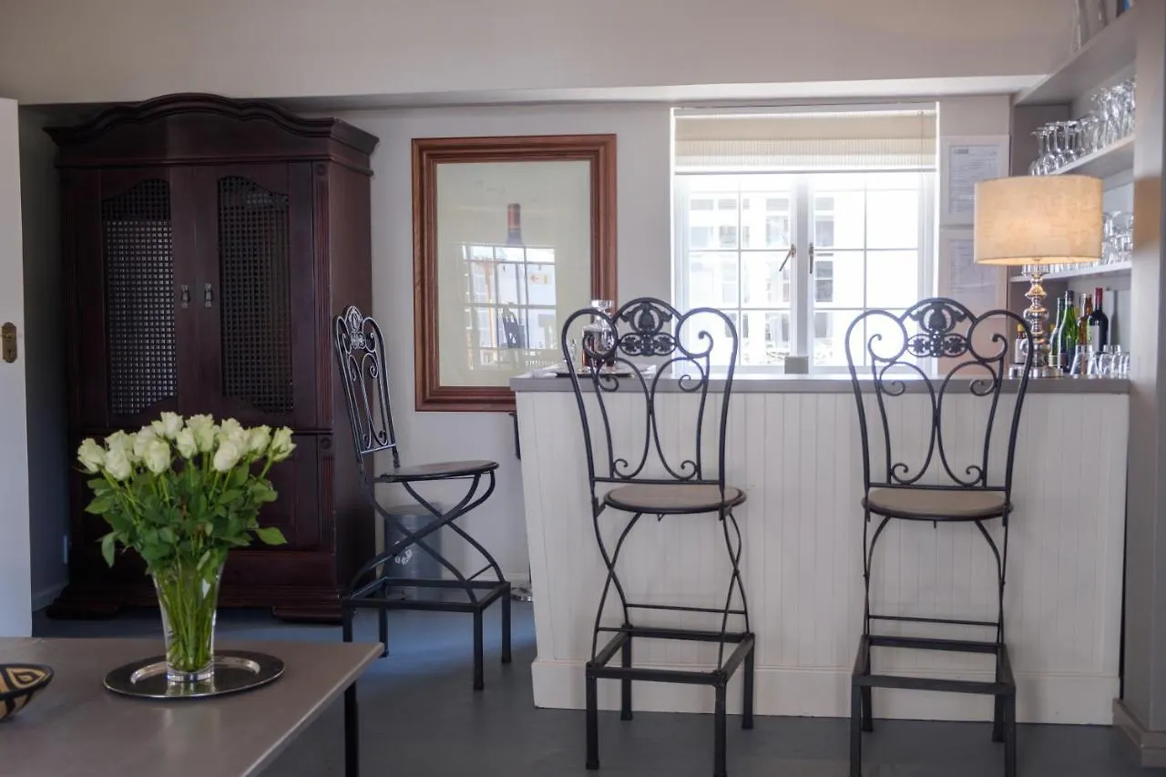Constantia White Lodge Guest House Cape Town 4*,  South Africa
