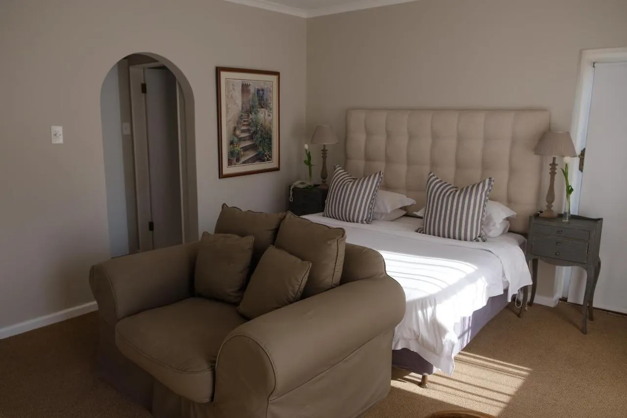 Constantia White Lodge Guest House Cape Town