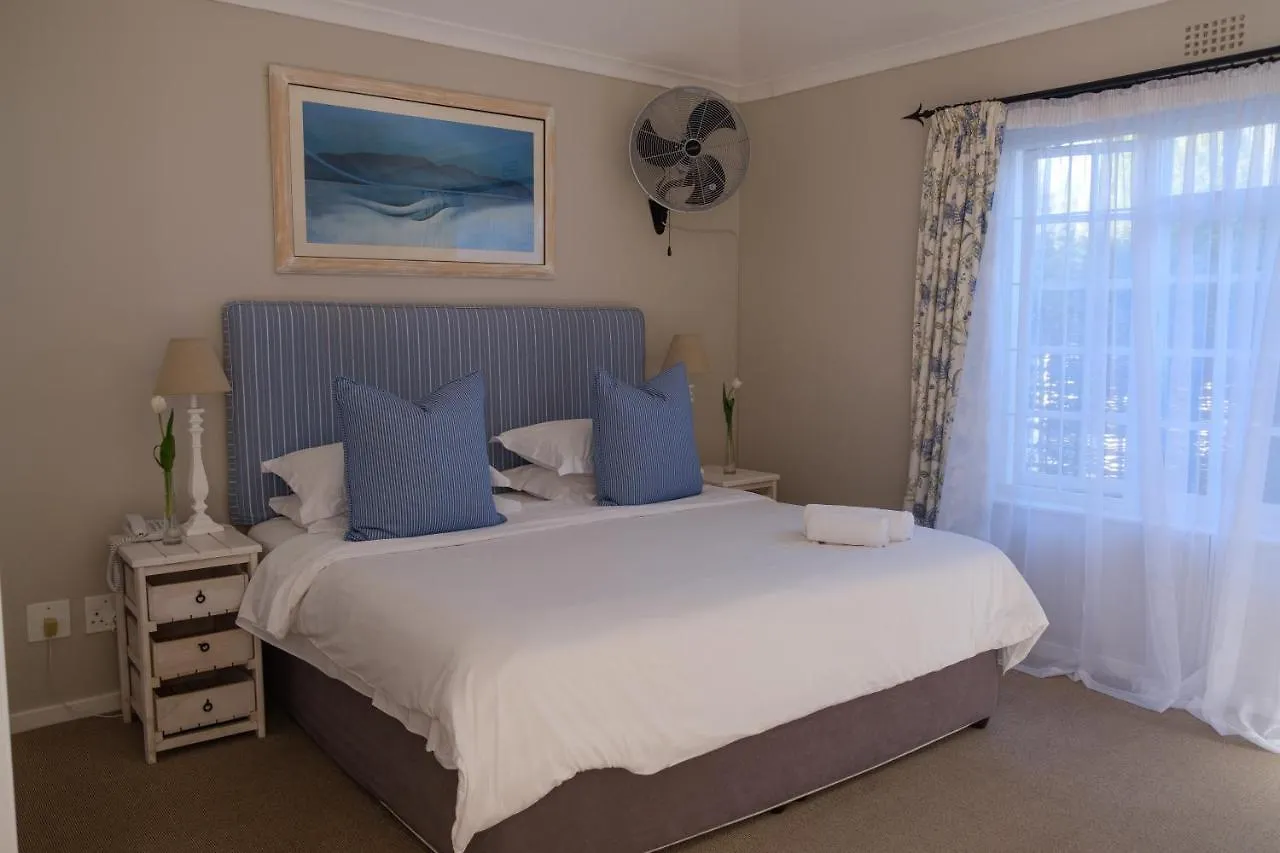 Constantia White Lodge Guest House Cape Town 4*,