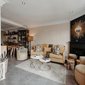 Gasthof Cape Finest Located In De Waterkant